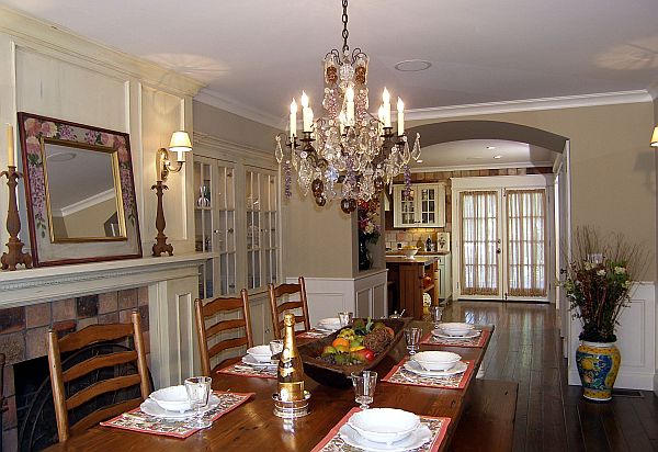 在加拿大成長，因為氣候南移至加州展開全新生活，羅芮