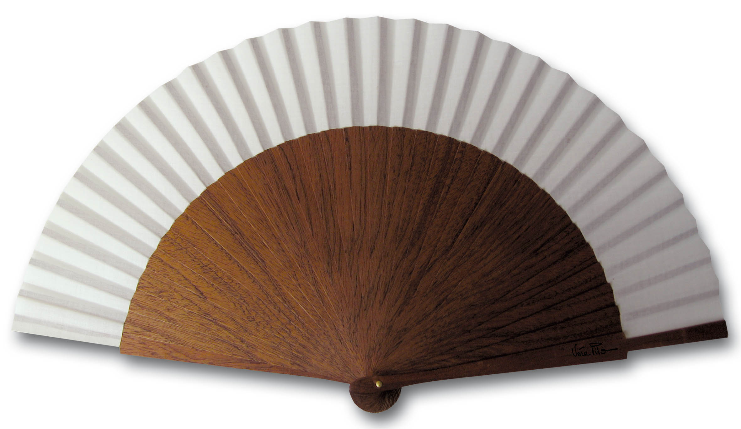 炎炎夏日到來，這時候若有把摺扇在身邊，隨手招風相當