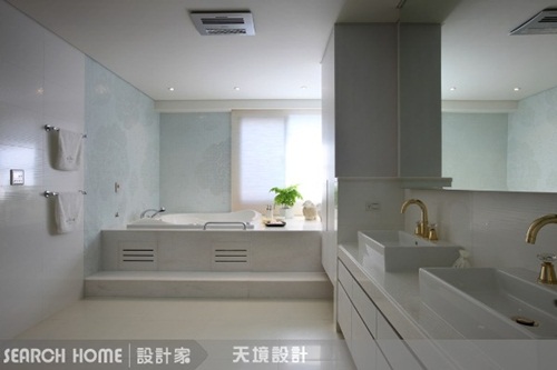 空間的低調來自於沒有過多繁複的裝飾，但仍可藉由高級