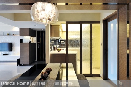 隨著民國100年的好兆頭,很多人都選在這時結婚,想討