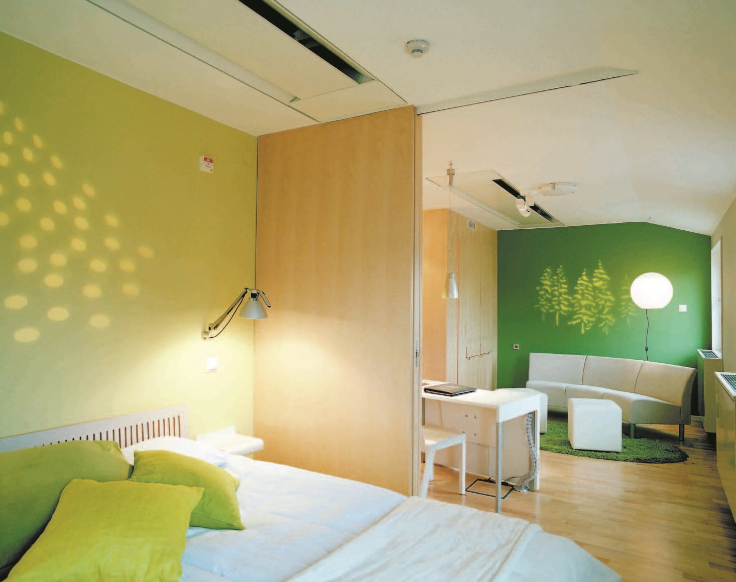 北歐現代風格一向給人簡潔、自然、舒適及創新的印象，