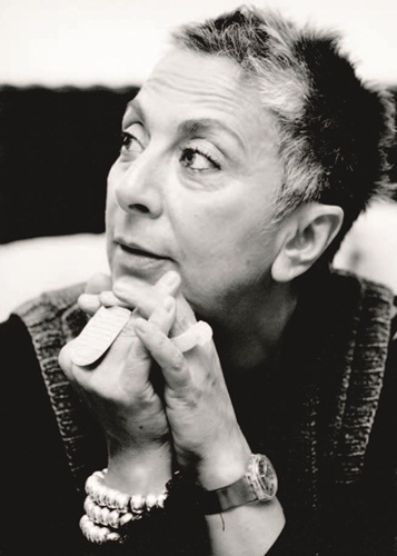 從70年代開始從事家具設計與室內設計，Paola Navone是