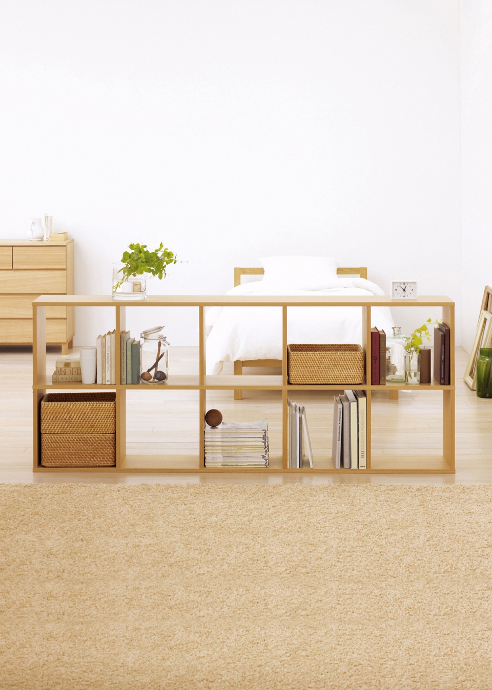 農曆春節緊接而來，遵循除舊佈新過好年傳統習俗，民眾