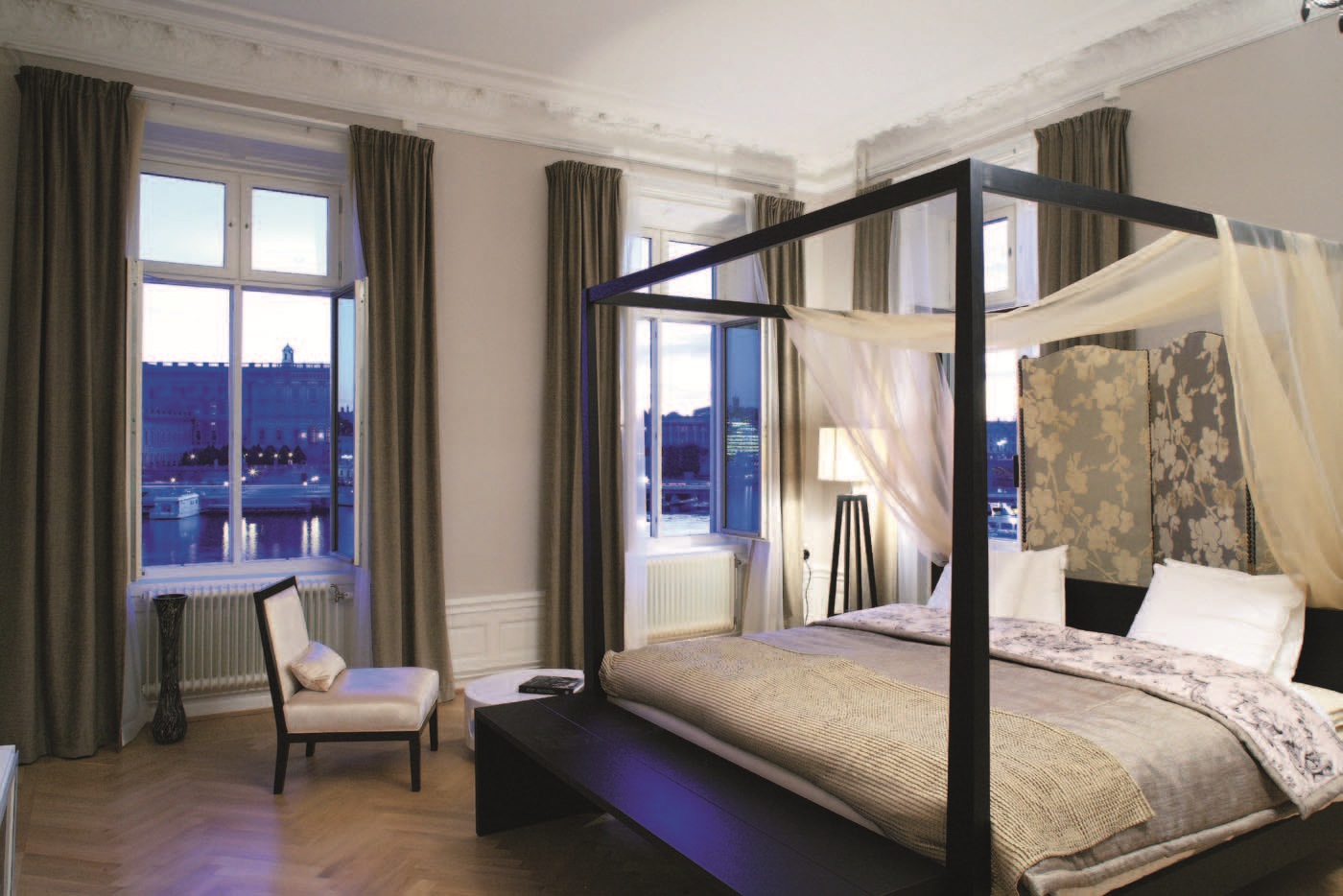 北歐現代風格一向給人簡潔、自然、舒適及創新的印象，