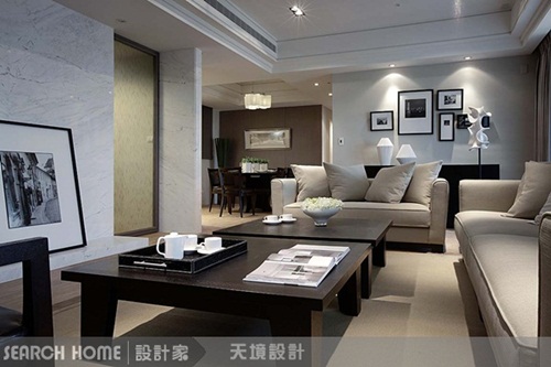 若在公共空間要預留擺放作品的空間，記得牆面底色不可