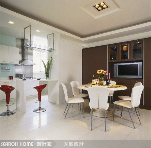 老屋最常見的便是過於雜亂的隔間設計，阻擋了已經有限