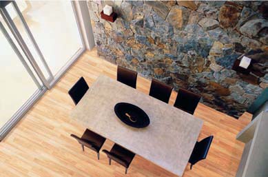 超耐磨地板比一般傳統木地板好在哪哩？
超耐磨地板紋