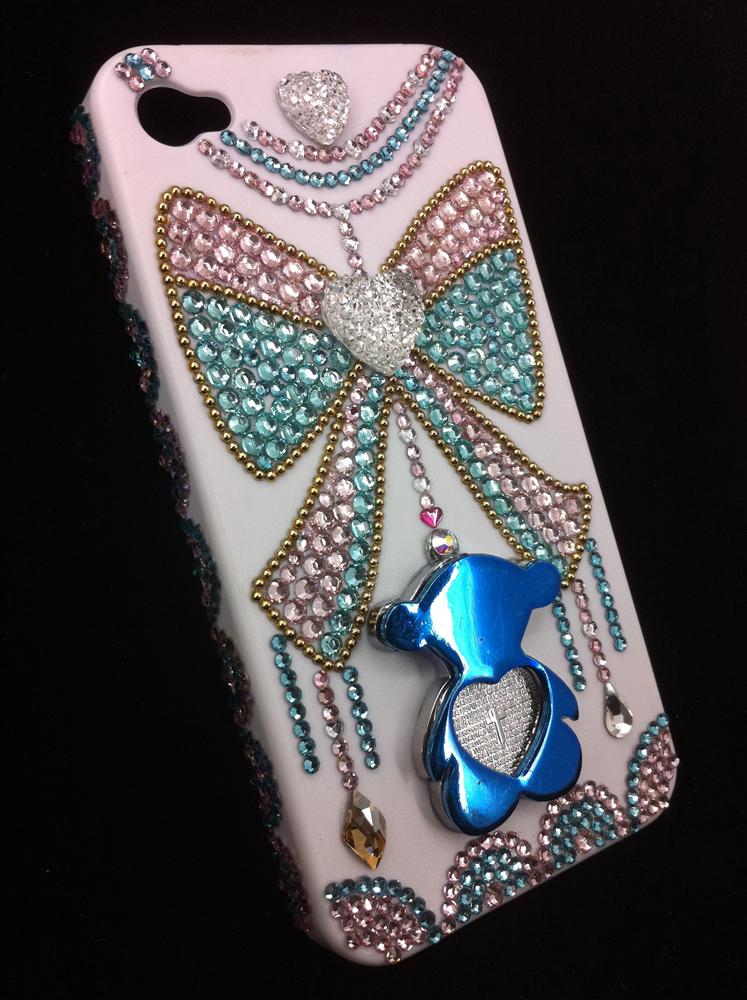 現代人愛漂亮到什麼程度，不僅穿衣服要趕流行，就連手