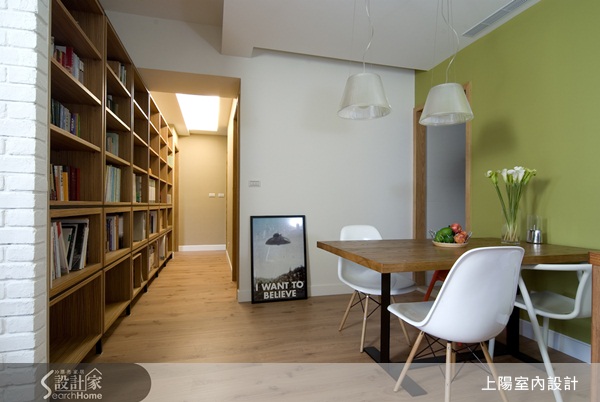 書籍的收納也是對設計師的重大考驗之一。必須考慮什麼