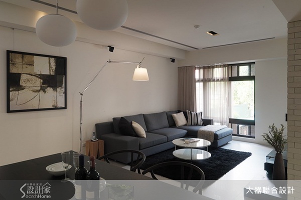 簡單與白色是永不退流行的元素,純白空間或者簡單又舒