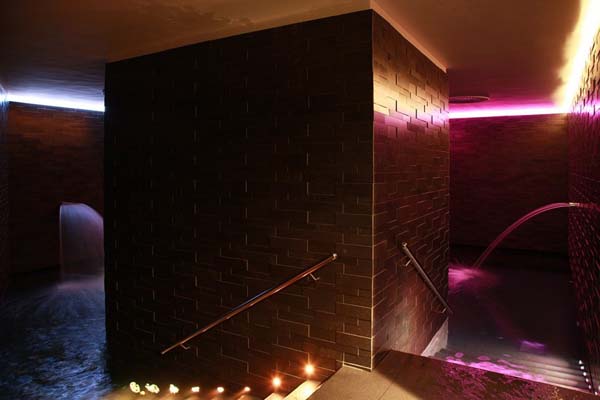 飯店設計、Hotel Lone