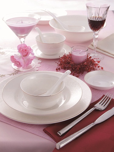 HOLA和樂家居館迎接百年六月幸福季，自5/19起至6/22止