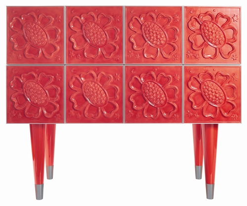 在文建會的文創產業範疇中，包含視覺藝術、音樂與表演