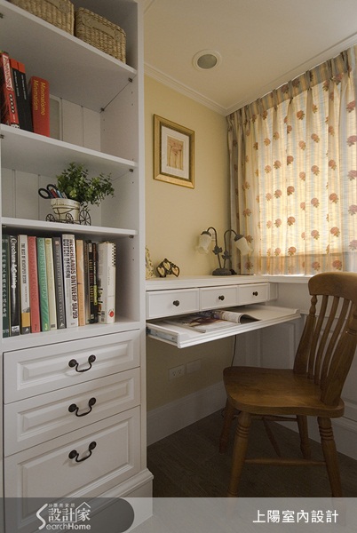 書籍的收納也是對設計師的重大考驗之一。必須考慮什麼