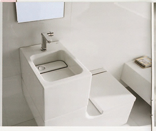 來自西班牙的衛浴品牌Roca，已有將近百年的歷史，是當