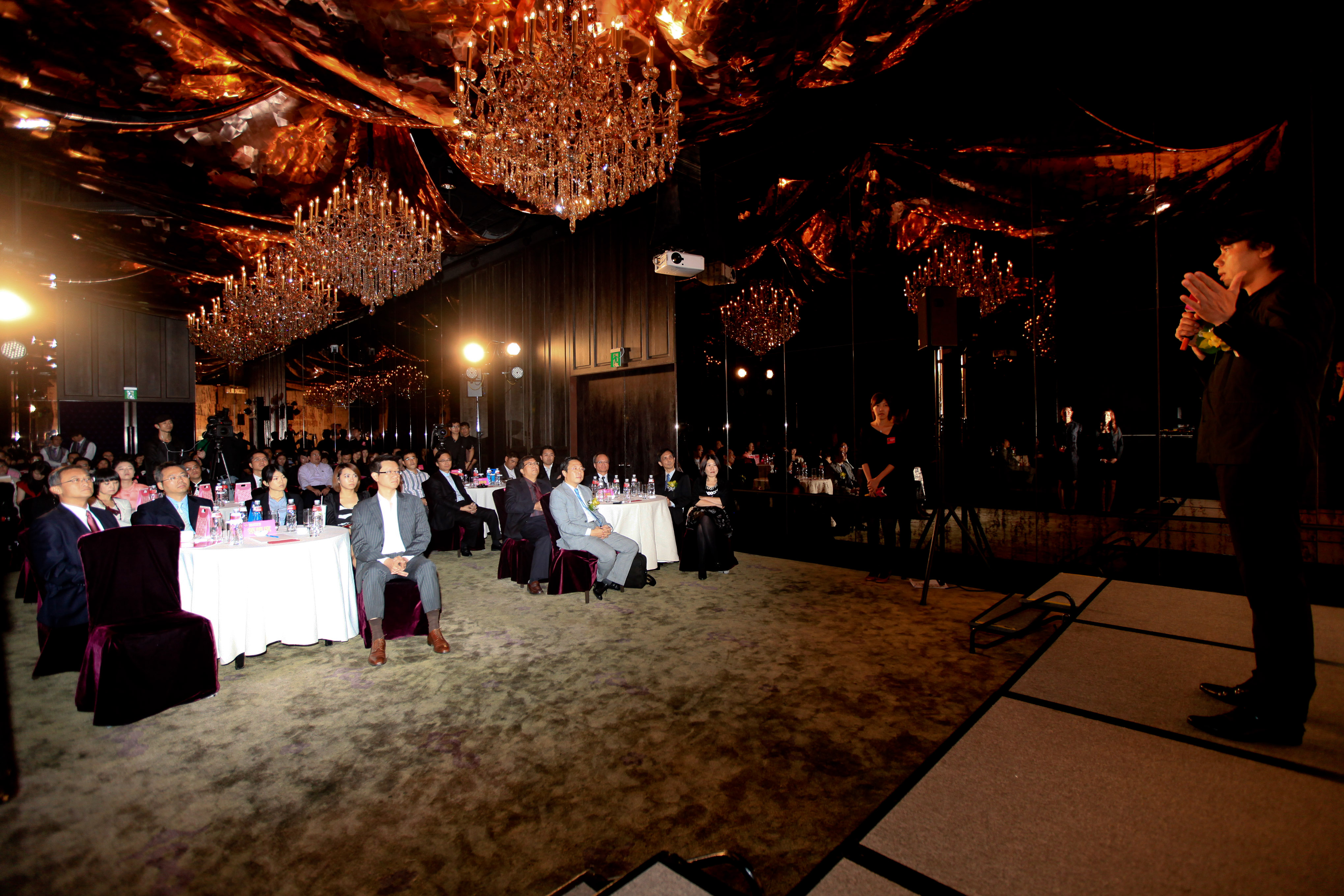 漂亮家居雜誌主辦的居家家用品品牌大調查舉行頒獎典禮