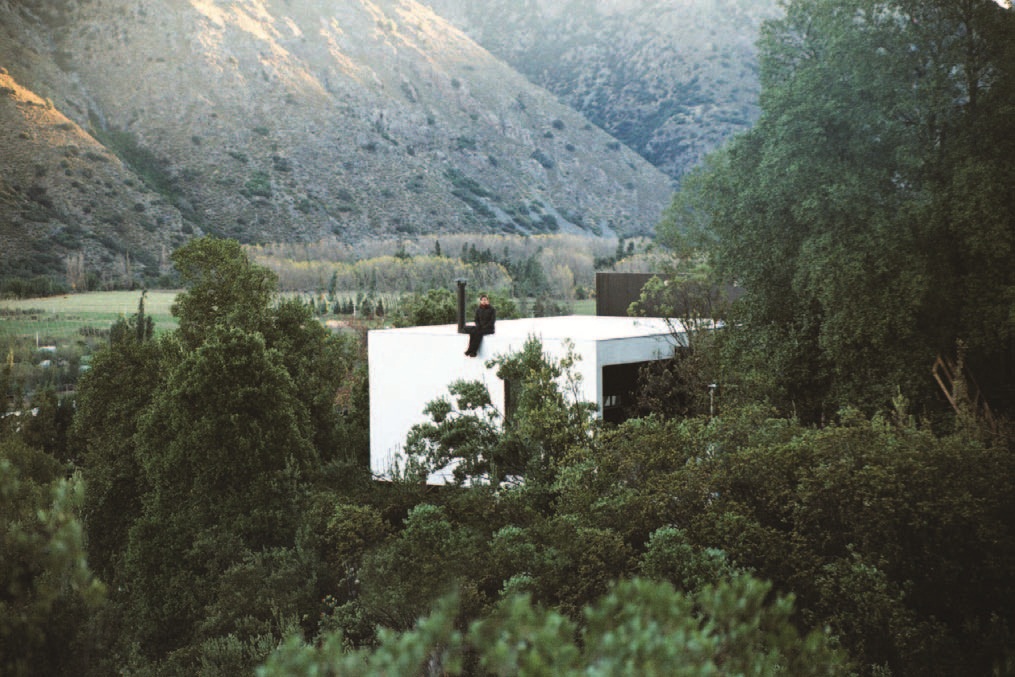 曾經想過在杳無人煙的山林中，為自己搭建一棟獨一無二