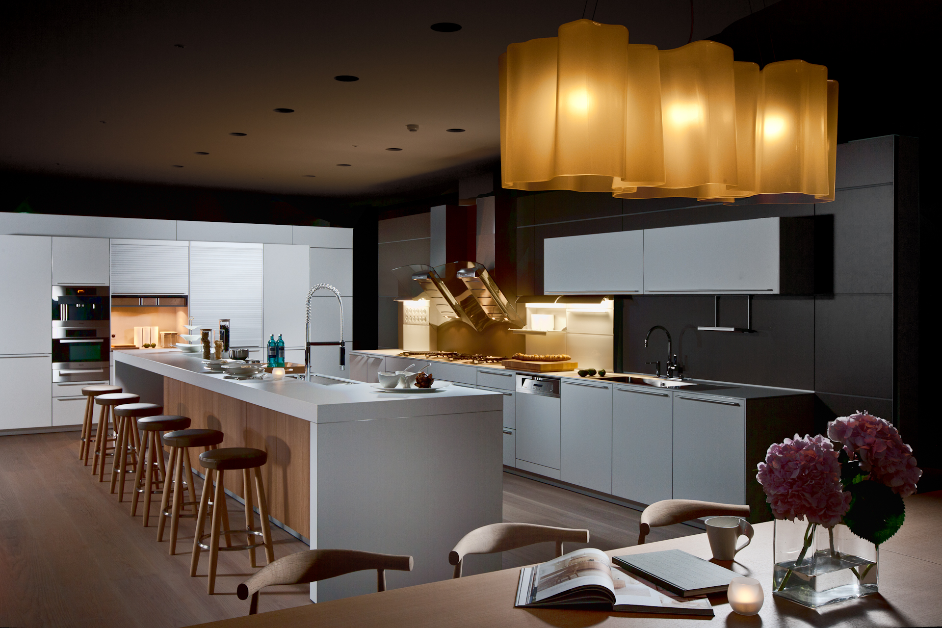 亞洲唯一獨家代理德國六大頂級衛廚品牌的「楠弘貿易 