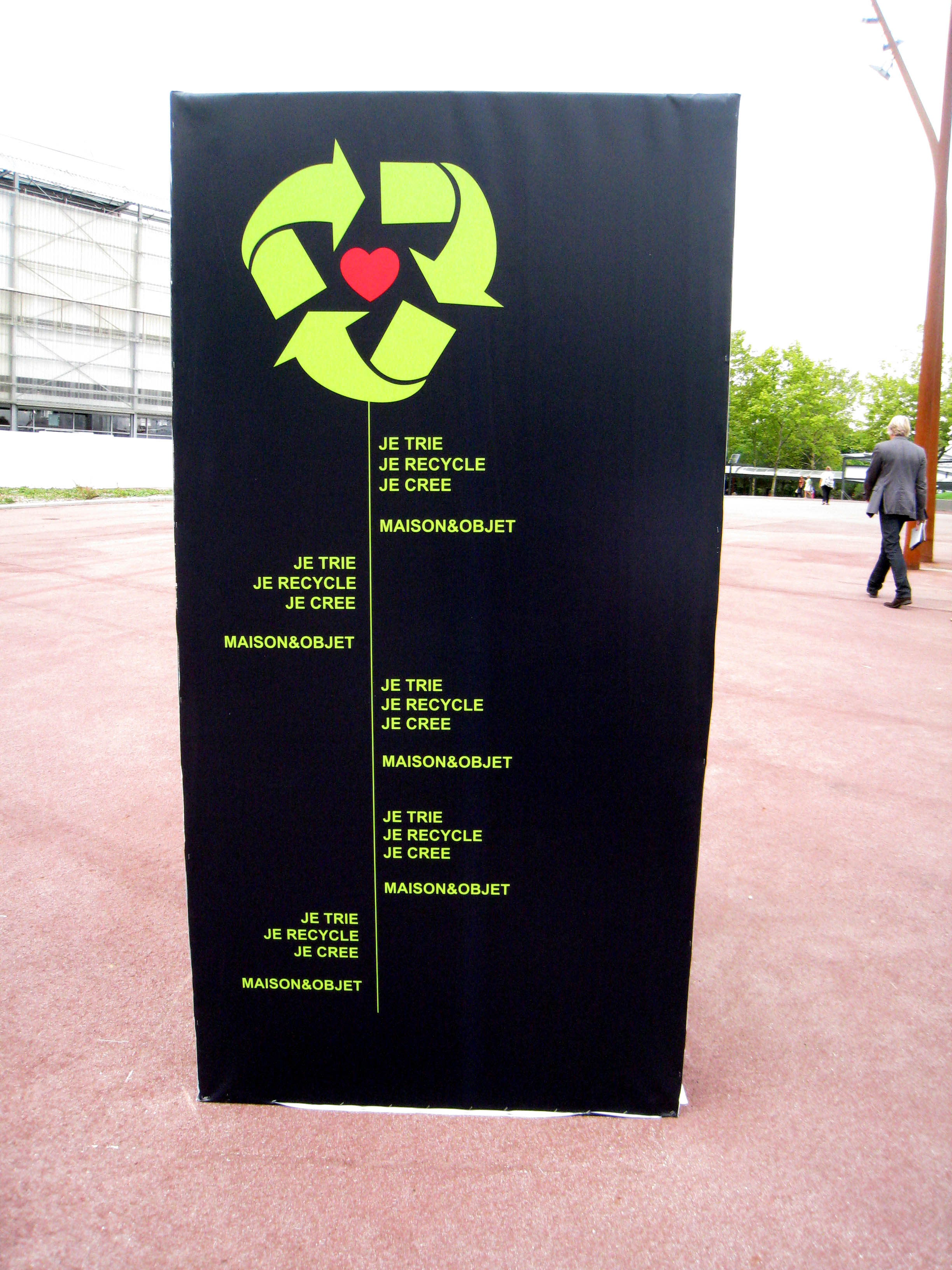 一到星期日近來閒逛的人也增加了許多，但Maison & Obj