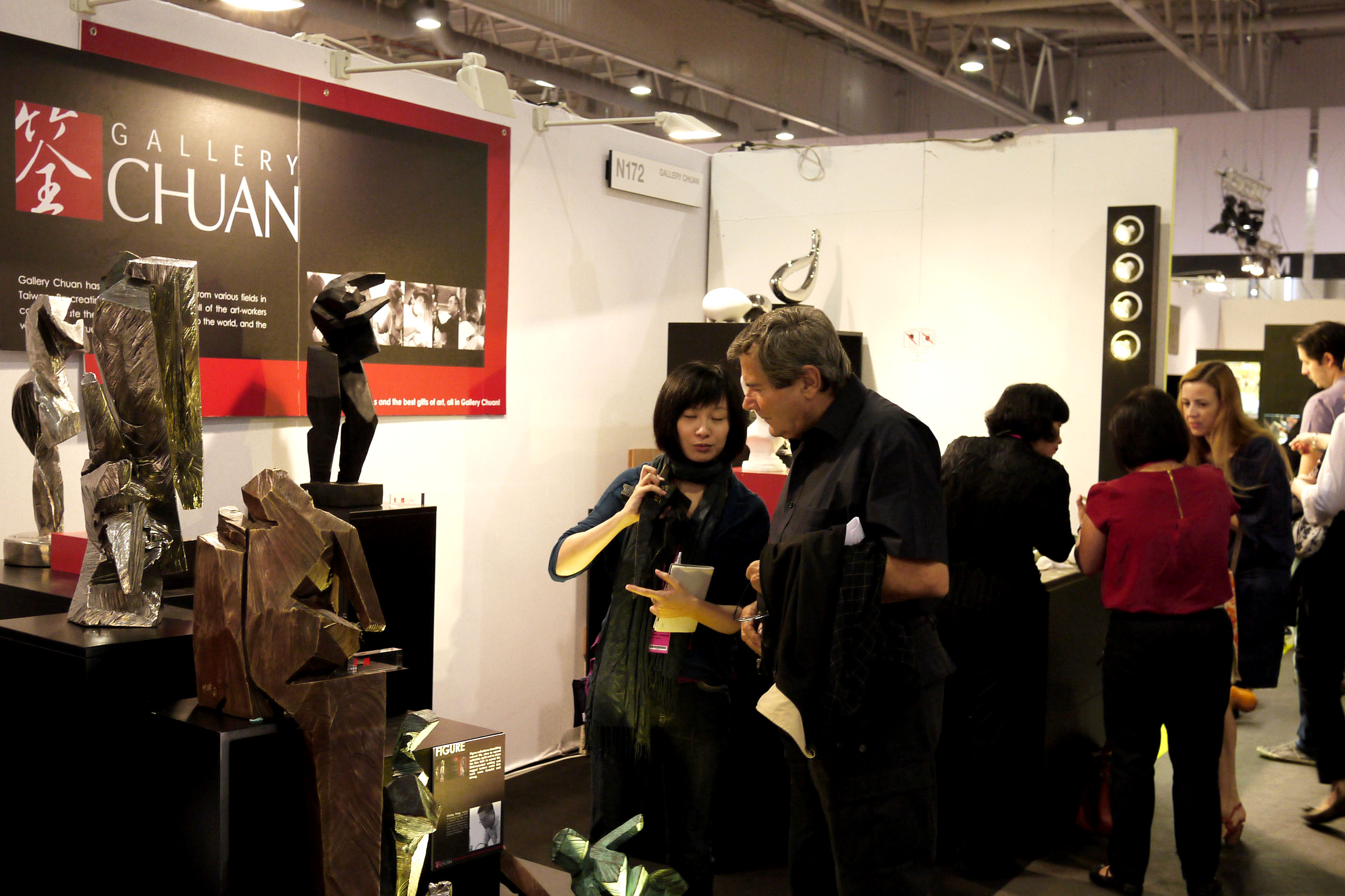 來國外展覽最有趣的一件事就是會碰到來自各國、各式各