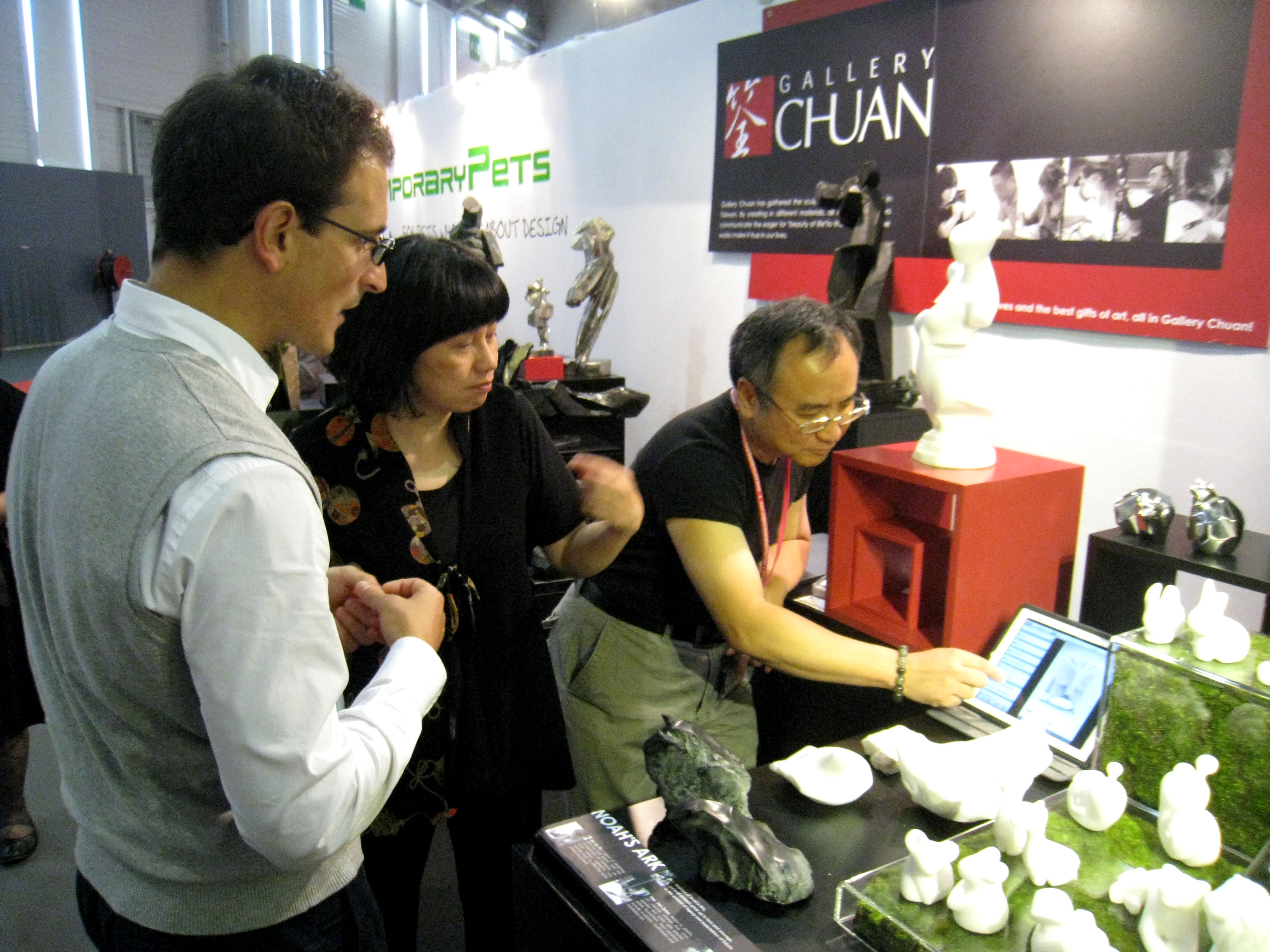 來國外展覽最有趣的一件事就是會碰到來自各國、各式各