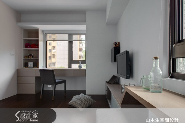 小坪數空間首重空間放大及收納設計的規劃，在這個案例