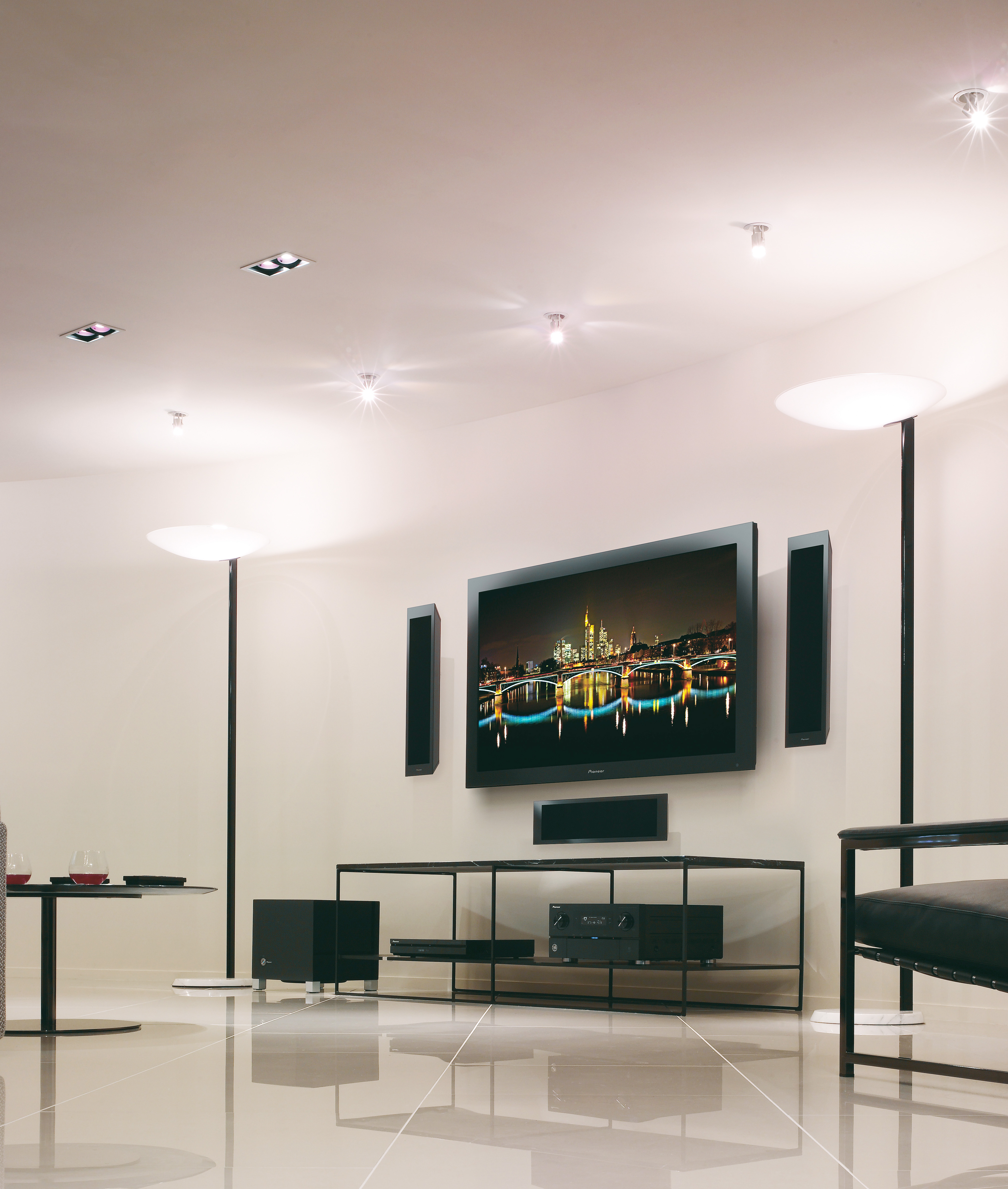 當藍光及3D影音效果逐漸成為家庭影音設備基本需求，因