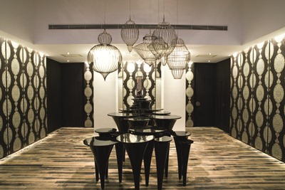 JIA在中文裡是「家」的意思，JIA Shanghai以在香港大