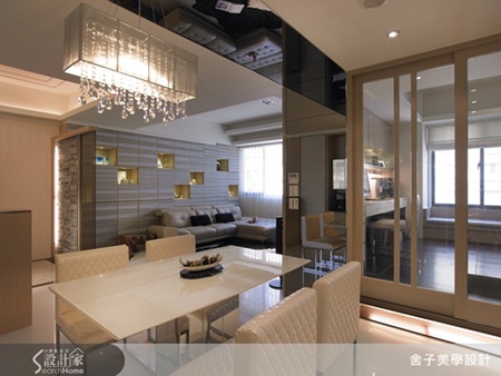 茶鏡、空間放大、吊燈、櫃體、視覺延伸