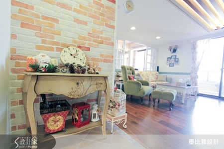 鄉村風、壁爐電視櫃、線板、格柵式天花板