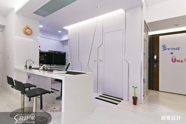 開放式廚房是很多人的夢想,在廚房作菜的好女人和新好