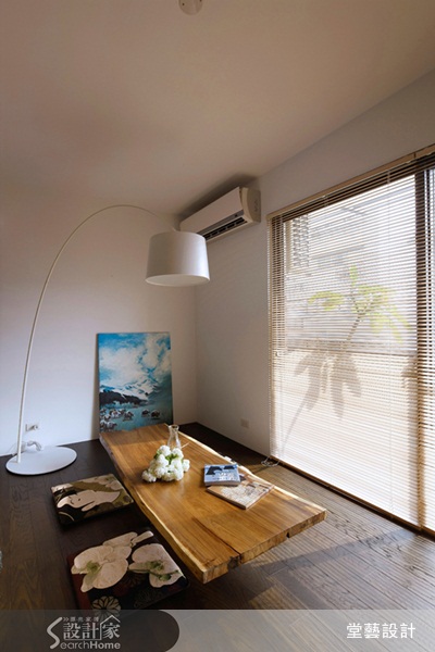 關於木材質家具的清潔與打掃,謝設計師說到:「實木材