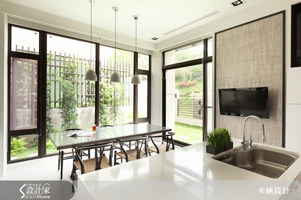 現代居家中，想要擁有一座綠意盎然的小庭院，何其困難