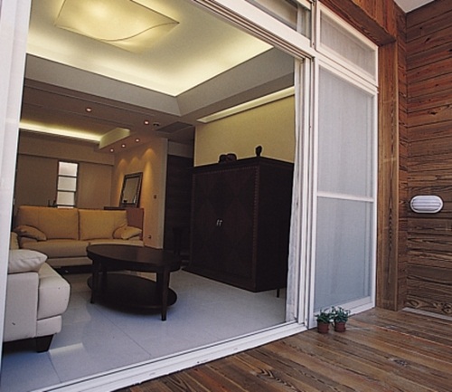 陽台外推、廁所門對床、廁所位置、風水