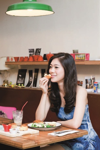 「我不在家，就在前往咖啡館的路上」，這句話不再只是