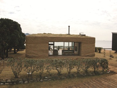 建築，可以拉近人與人之間的關係，當然也可以串起和大