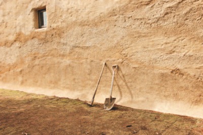 建築,可以拉近人與人之間的關係,當然也可以串起和大