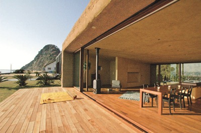 建築,可以拉近人與人之間的關係,當然也可以串起和大