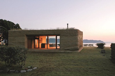 建築,可以拉近人與人之間的關係,當然也可以串起和大