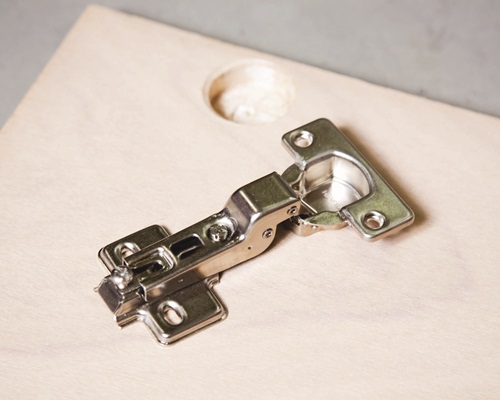 修門、安裝門絞鏈