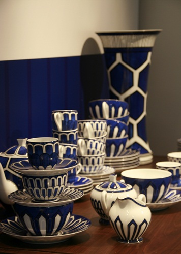 青花瓷、瓷器、餐具、HERMÈS法國愛馬仕、Arielle de Brichambau