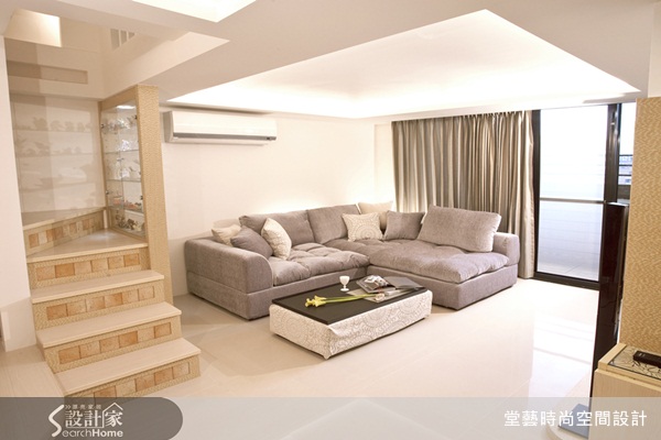 本案為挑高4.5米的夾層居家空間，如果不算夾層坪數還