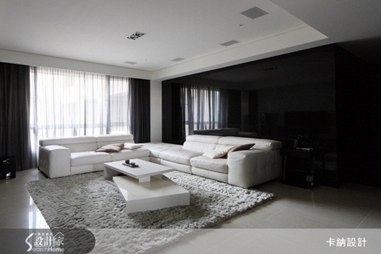 色彩、顏色搭配、黑白、落地窗、黑色烤漆玻璃、對比搭配