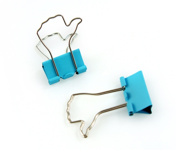 每天下了班,拖著疲憊的身軀,一拐一拐地回到家,打開