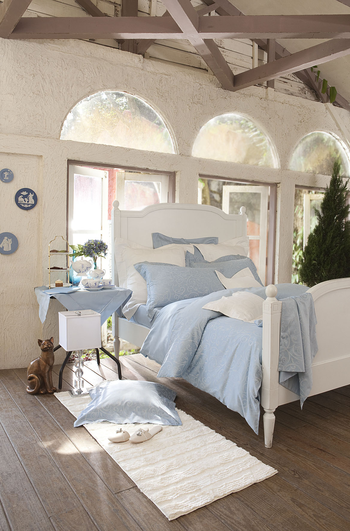 時序入春,揮別隆冬專屬的凜冽色調,WEDGWOOD以雋雅之