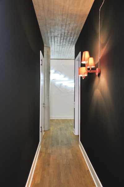 開放式廚房、鏡面、未來感、不規則設計、德國設計