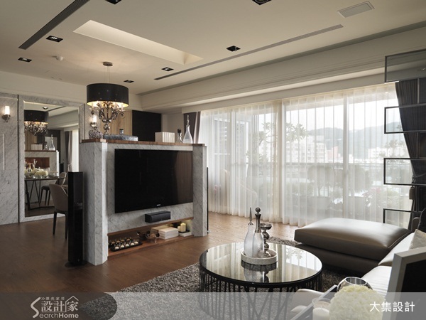 奢華、餐廳、電視牆、吊燈