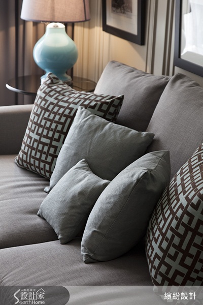 新古典風格通常都出現在坪數大的豪宅中，只有25坪的小