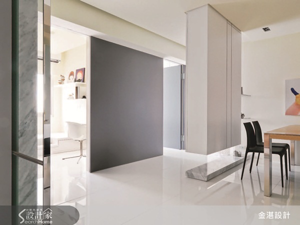 買下二手屋的屋主卻發現，原始格局與裝修風格都不符合