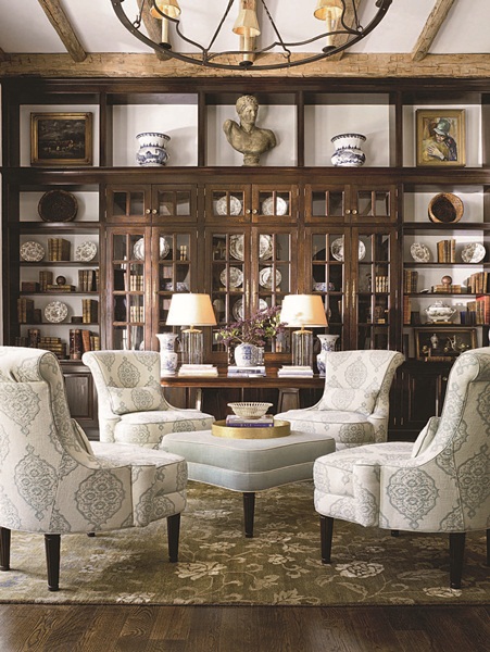 發展於皇室貴族的歐式古典風格,也容易隨朝代更迭而轉